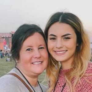 Meet your Posher, Priscilla